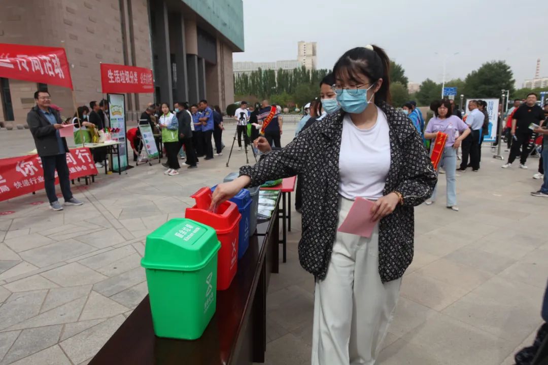 1685437993113055824.jpg 1685437993113055824.jpg